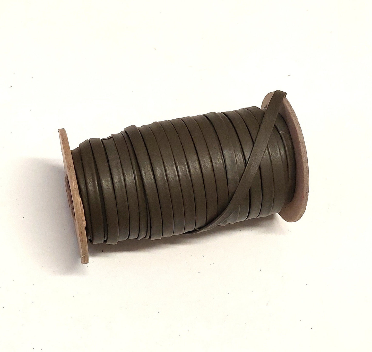 1/4" wide Cowhide Leather Lacing in Military Green (5 yds) 0250BDB Double-folded