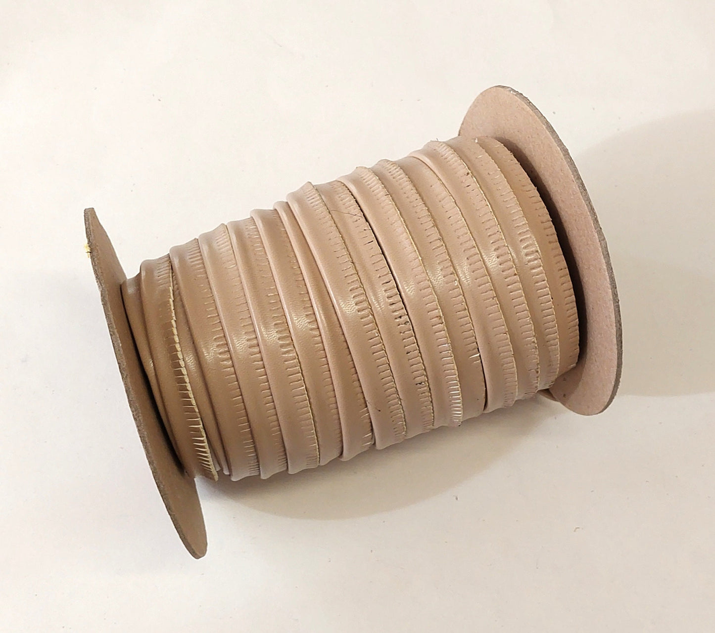 Light Taupe Koram Polyurethane Vegan Leather Cord Piping with Slashed Edge 1/2" (5 yds) 3446XUKOR welting