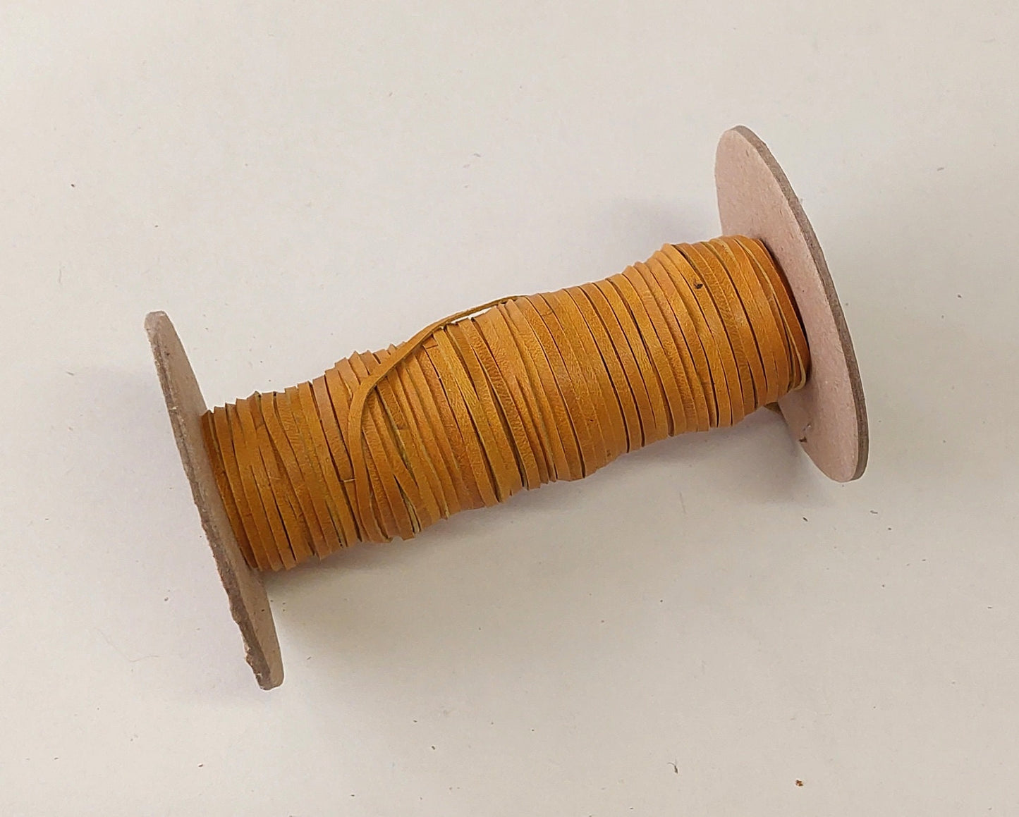 Genuine Leather Flat Lacing 3/32" (10 yds) 0093FCE in Tan Latigo leather jewelry cord; leather lacing; dream catchers; leather crafts
