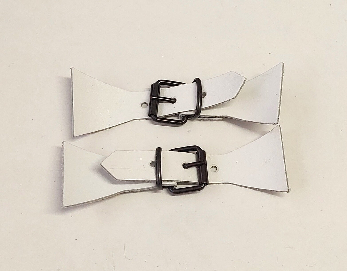 White Leather Closure Set - jacket closure; purse closure; leather crafts