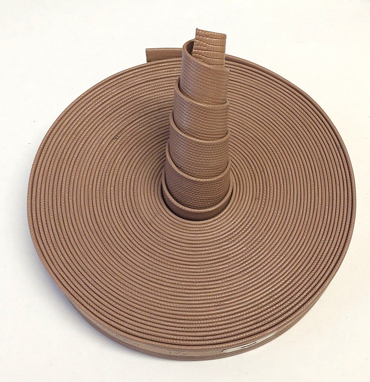 1-1/2" wide Double-folded & Reinforced Cowhide Leather Strap in Tan Iguana print (1 YD) 1500RCB