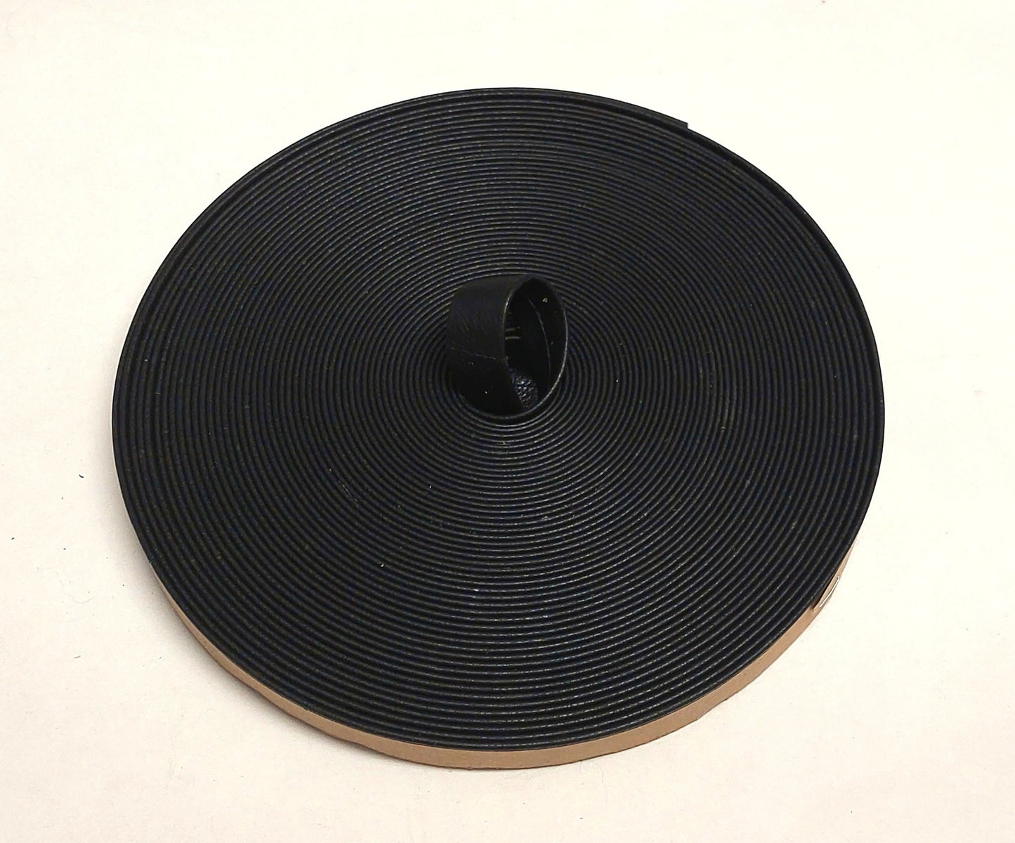 3/4" Double-folded & Reinforced Cowhide Leather Strap in Black Fenix (2 YDS) 0750RDB