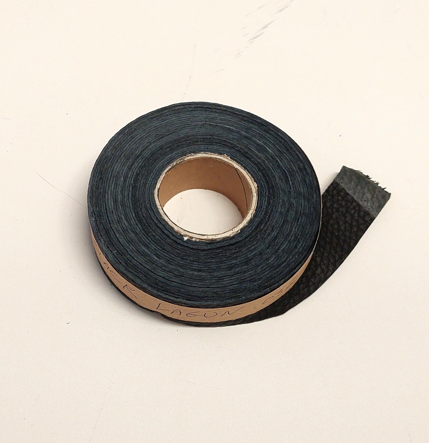 1" Flat, Cowhide Leather Binding in Black Laguna (7 YDS) 1000FDG trim tape; edge binding; leather tape
