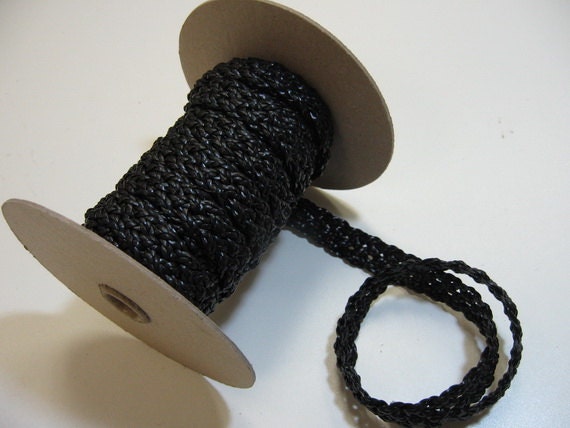 Black, 5-Strand, Diamond Braid Made with 3-Strand 3/32" Black, Plastic Gimp (2 YDS) 0093VBR5
