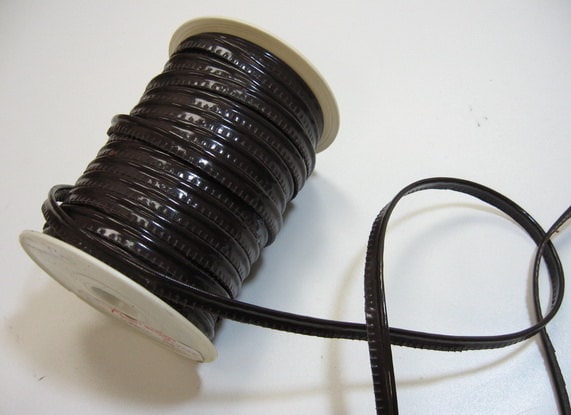 Brown Vinyl Patent 5/16" Cord Piping (5 yds) 2095X207