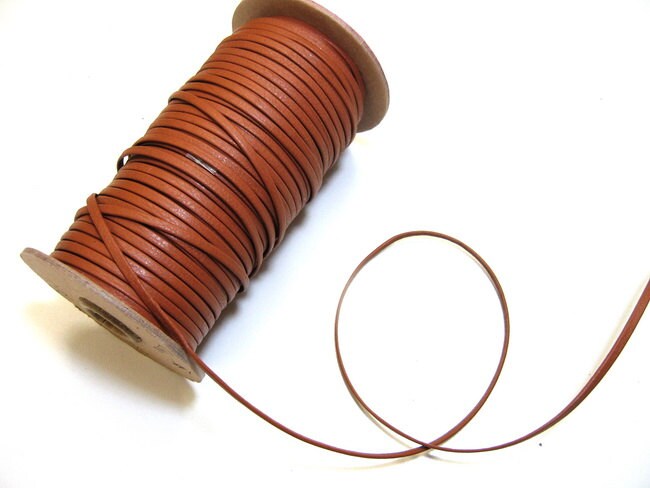 1/8" Double-Folded & Reinforced Cowhide Leather Lacing in Ochre (5 yds) 0125RD9