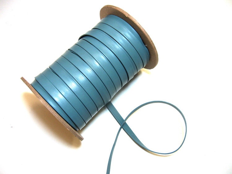 3/8" wide Cowhide Leather Strip Double-folded in Teal (3 yds) 0375BD9