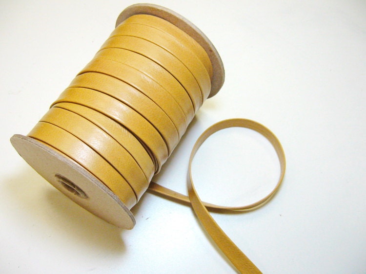 1/2" Cowhide Leather Stripping in Corral Beige (5 yds) 0500BDB Double-folded