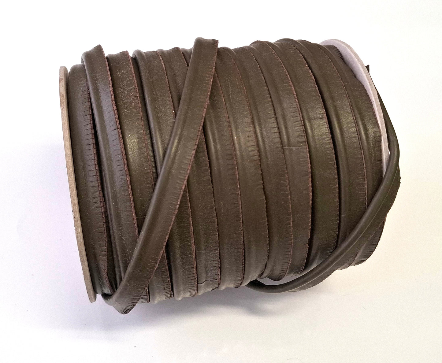5/8" Round Cord Piping, Genuine Cowhide Leather in Khaki (2 YDS) 3118XDB - bold piping; upholstery piping; large cushions