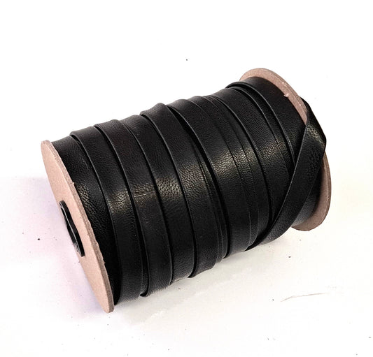 1/2" wide lamb leather strip in Black sheep (3 yds) 3702XLA Double-folded & Reinforced