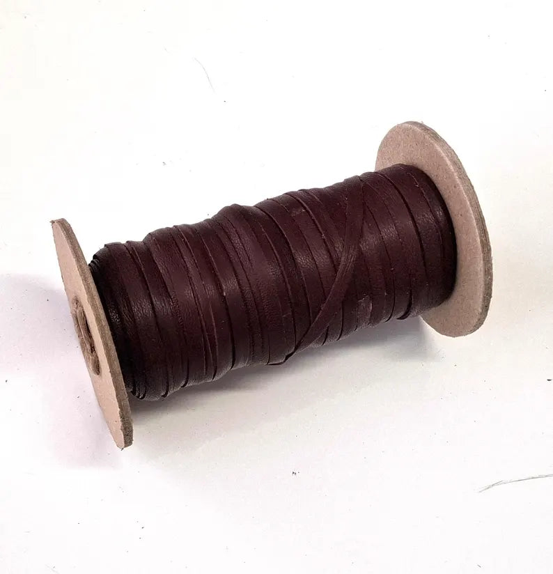 3/16" Flat, Lamb Leather Lacing in Grape (10 YDS) 0187NLA