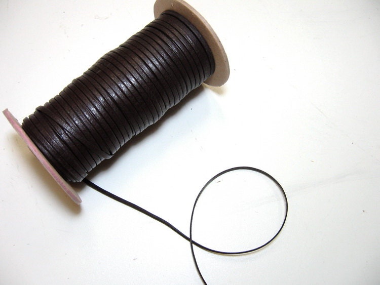 1/8" Double Folded, Reinforced, Cowhide Leather Lacing in Smooth Chocolate Brown (5 YDS) 0125RDA