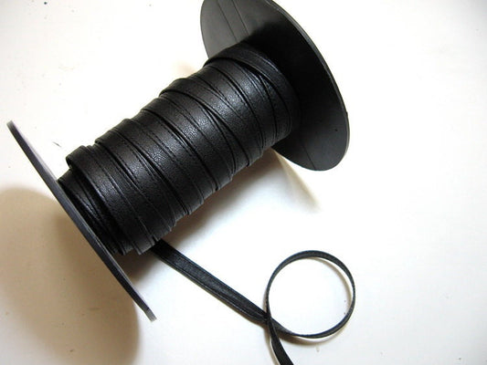 3/8" wide Cowhide Leather Lacing in Black 1500 (3 YDS) 0375BD8S CLEARANCE!!!!    Double-folded, Stitched