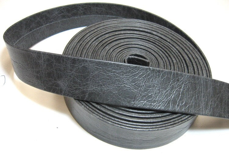 1 1/2" Folded & Reinforced, Cowhide Leather Strap in Vermont Grey (1 yd) 1500RDB