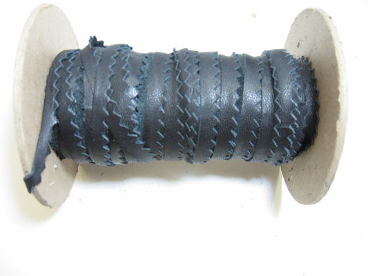 CLEARANCE!!!!   1/4" Pinked Edge Binding Trim in Black 1500 (5 YDS) 3716XD8