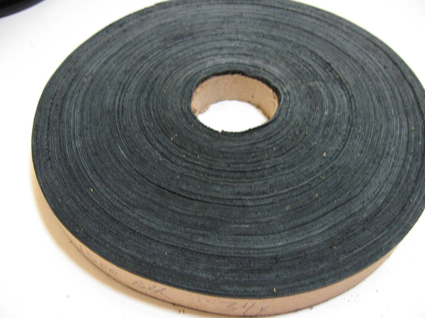 3/4" Flat Cowhide Leather Binding in Black 1500 (5 yds) 0750ND9 trim tape; edge binding; leather tape