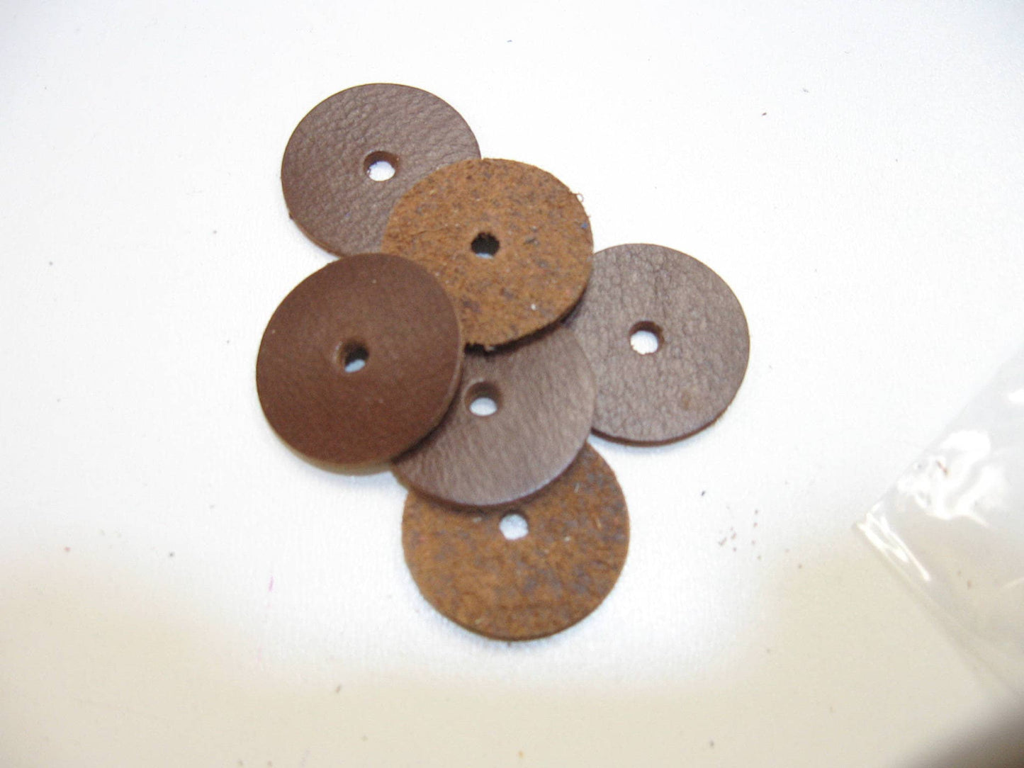 Round Real Leather Washers 1" diameter; brown; cognac; dark brown; scrapbooking; DIY; leathercrafts - one hole