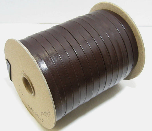 1/2" Leatherette Stripping in Med Brown Polyurethane (5 yds) 0500BUPU