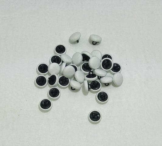 33 x 16L Loop Back Buttons in Genuine White Cowhide Leather 16HPLB000C