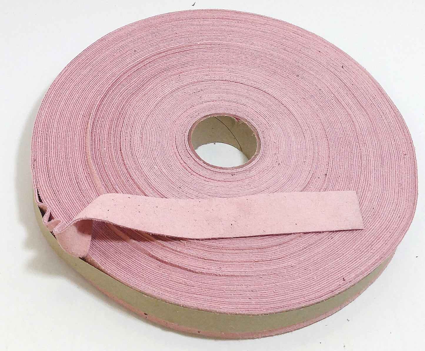 3/4" Flat, Lacing in Issy Baby Pink Calf Split Suede (5 yds) 0750ND9 bubble gum pink