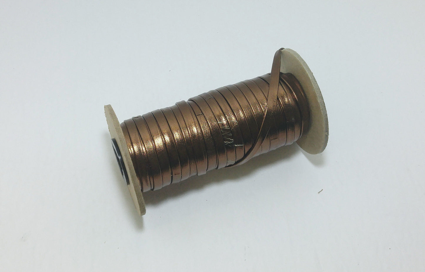 DAMAGE/DISCOUNT 10% OFF - 1/4" Double-folded, Cowhide Leather Lacing in Bronze Metallic (5 yds) 0250BDD