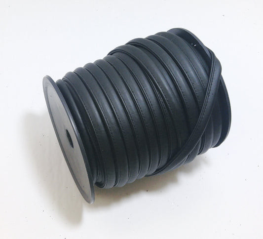 Leatherette Cord 3/8" Stitched Black Daytona Vinyl (5 yds) 3217XVDAY