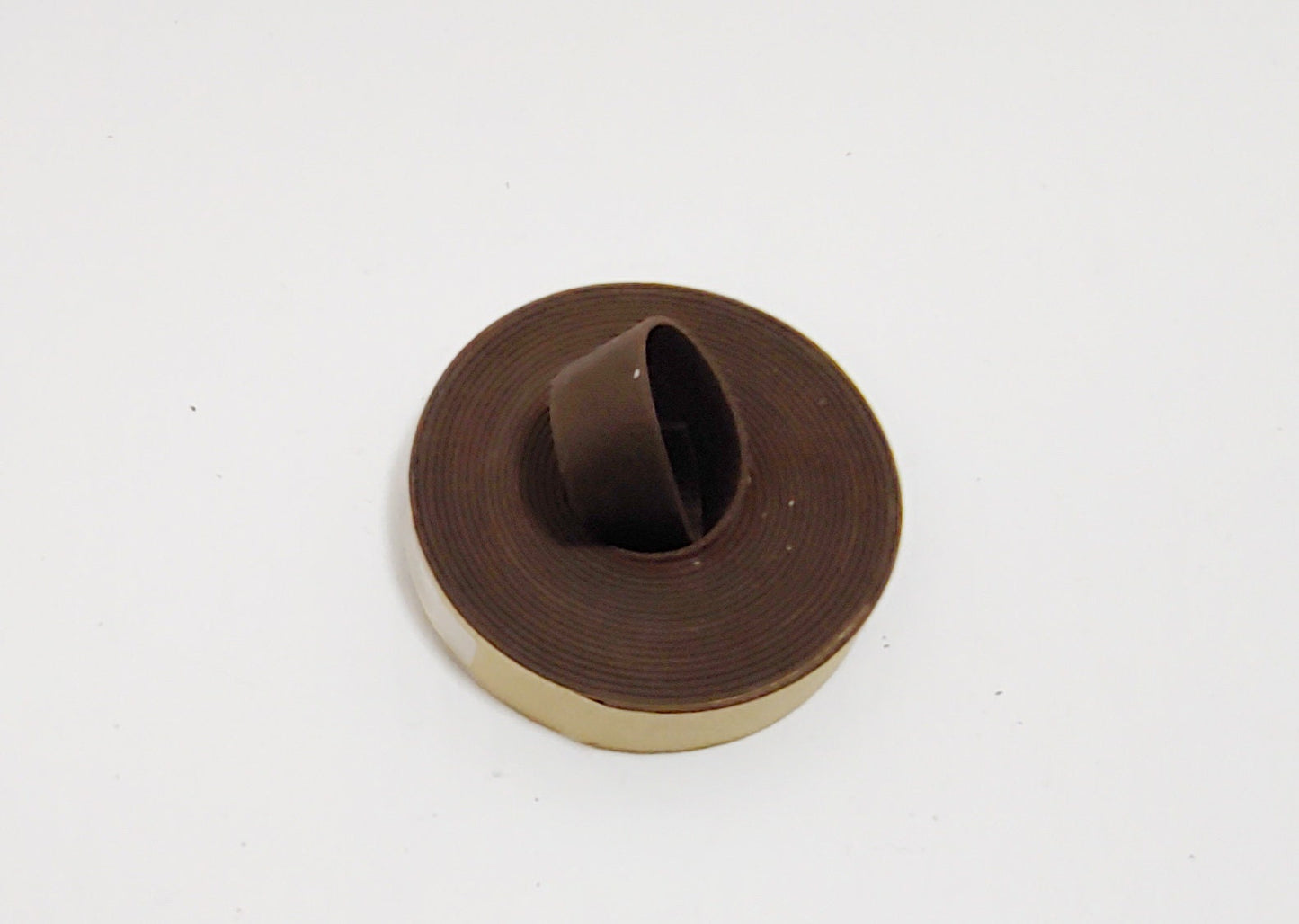 5/8" Double-Folded, Cowhide Strap in Brown (4 YDS 7" yds) SM0625BD