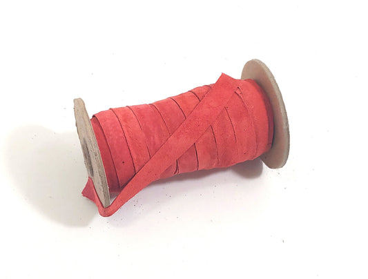 Genuine Red Pig Suede Stripping 1/2" flat (5 yds) 0500NP5