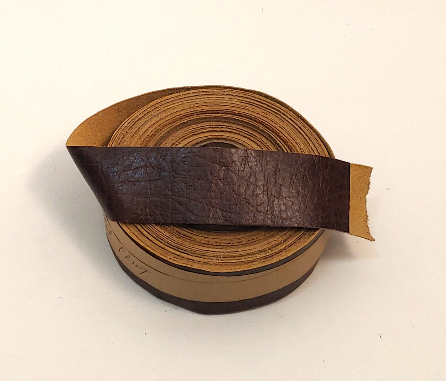 DISCOUNTED 1-1/2" Flat, Cowhide Binding in Brown Alligator Print (3 YDS) 1500FCB trim tape; edge binding; leather tap
