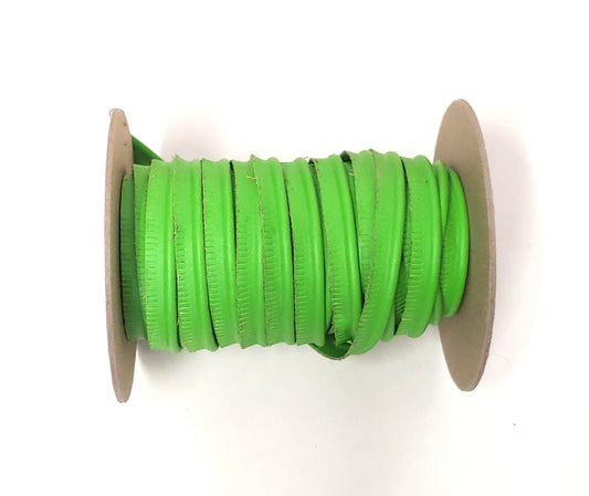 5/8 Wide Vinyl Piping in Lime Daytona (5 yds) 3118XVDAY