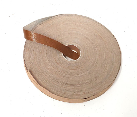 1" Flat, Cowhide Leather Strap in Butterscotch Glossy (3 YDS) 1000FCD Beige; tan; nude; natural; matte brown