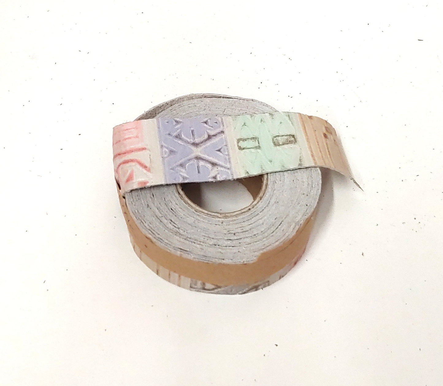 1-1/4" Flat, Cowhide Leather Binding, in Geometric Multi Print (6 YDS) 1250NDA trim tape; edge binding; leather tape