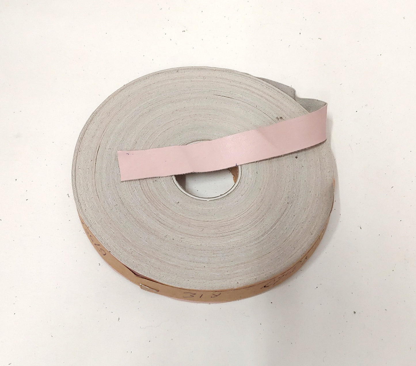 1" Flat Cowhide Leather Binding in Pink Garment (5 yds) 1000ND9 trim tape; edge binding; leather tape bubble gum pink