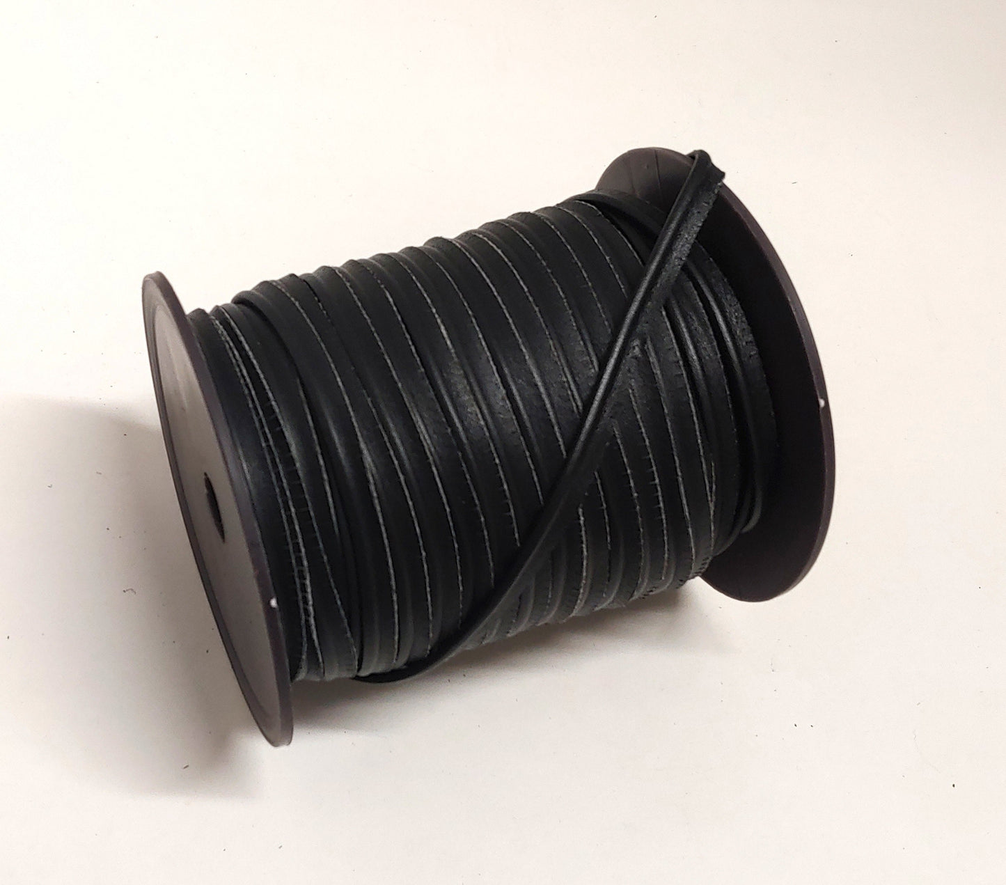 5/16" Black Cowhide Slashed Leather Cord Piping  2095XDB (3 Yards)