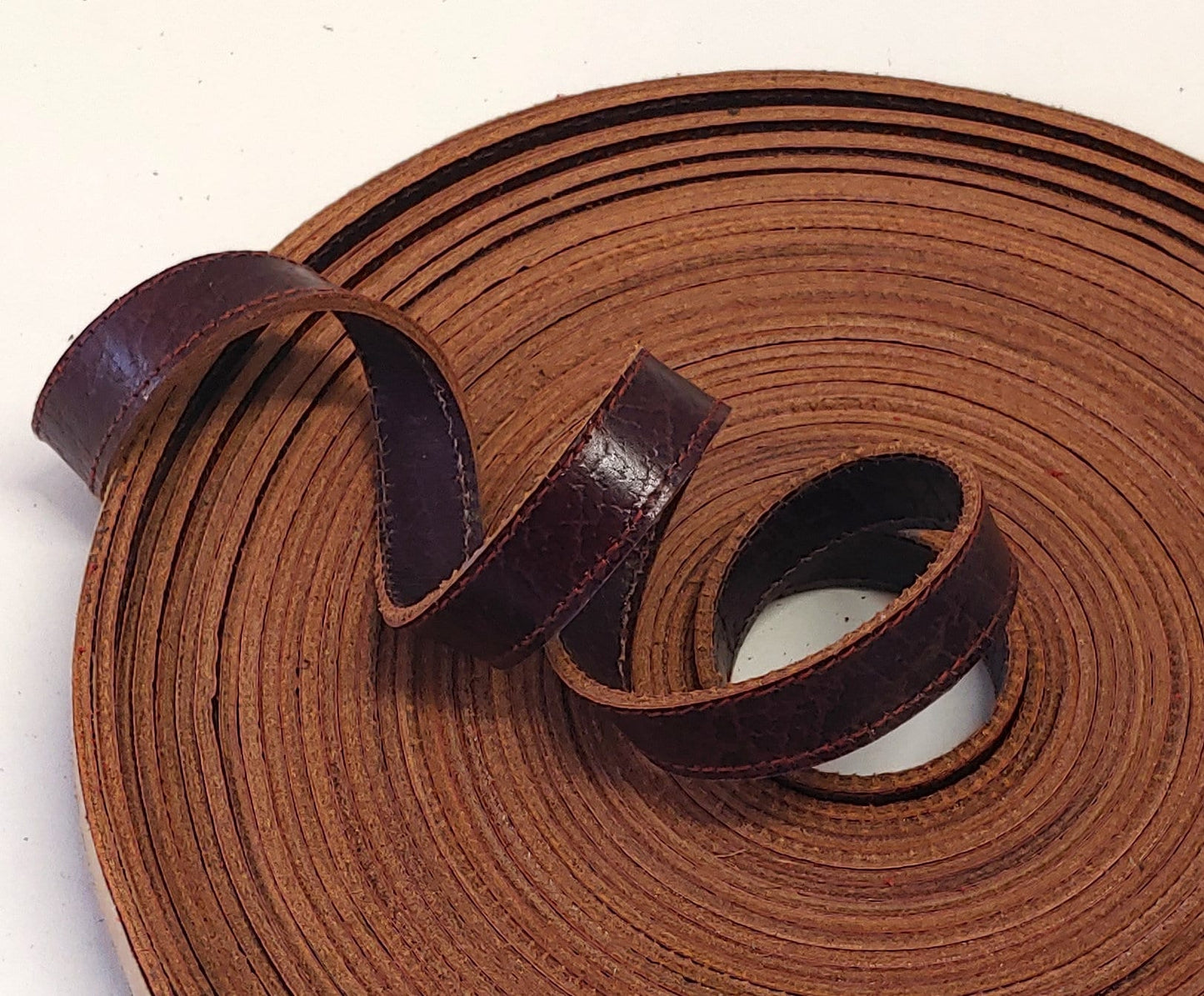 5/8" Stitched, Cowhide Leather Stripping in Reddish Brown Croc Print (3 YDS) 3536XCB leather straps, leather strips, leather jewelry