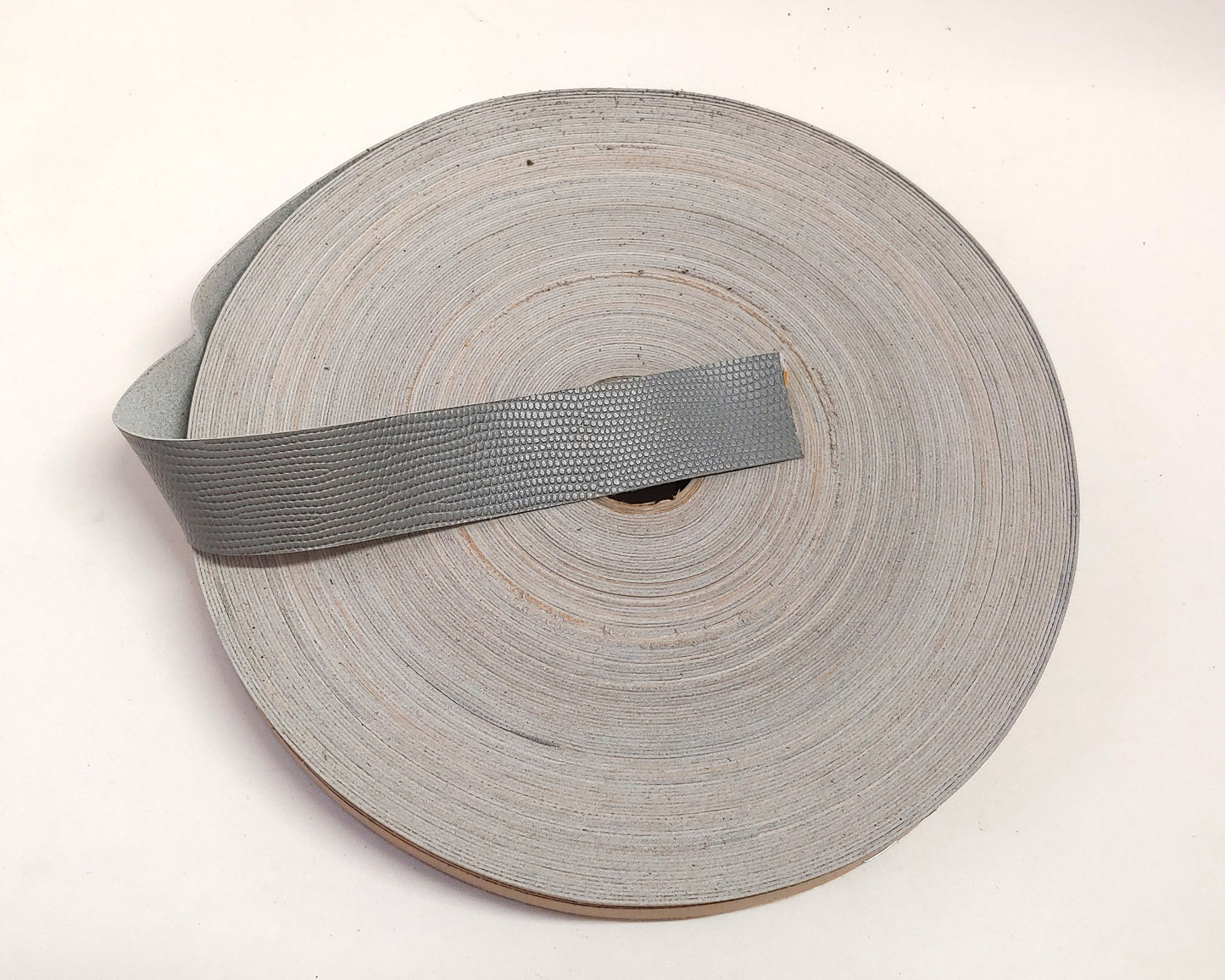 1-1/4" Flat Cowhide Leather Binding in Gray Iguana Print (3 yds) 1250FCB trim tape; edge binding; leather tape
