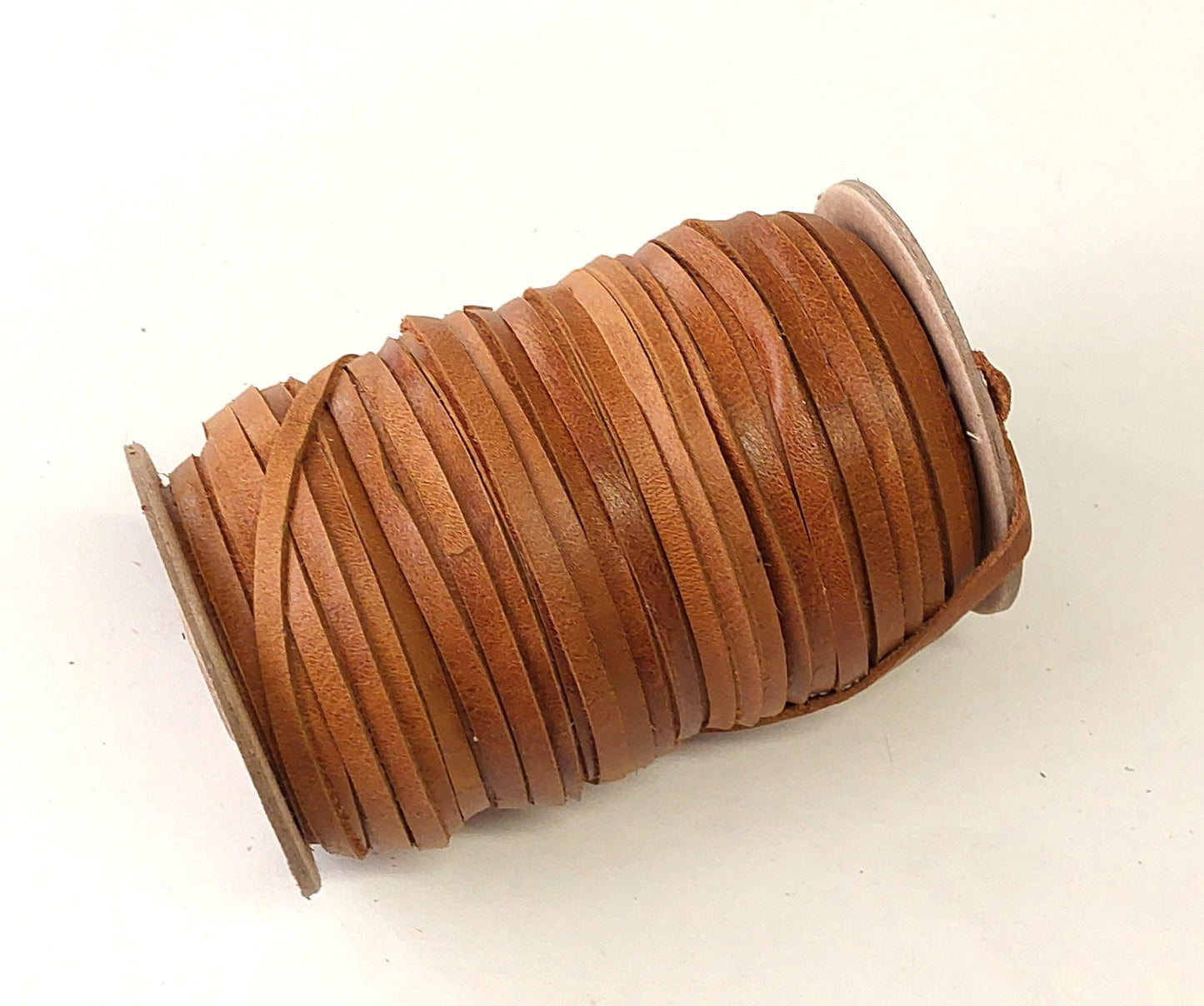 Genuine Leather Flat Lacing 1/4" (10 yds) 0250NDE in Tan UPL leather jewelry cord; leather lacing; dream catchers; leather crafts
