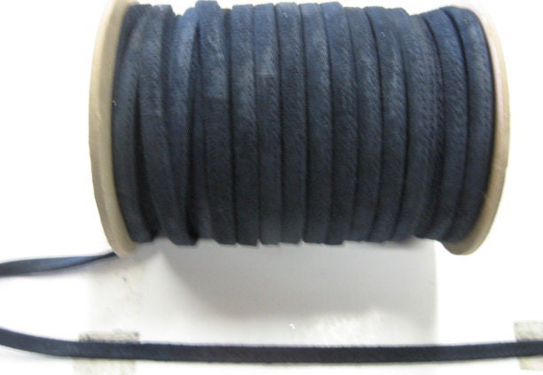 1/4" Stitched, Pig Suede Cord in Blue (5 yds) 2635XP4