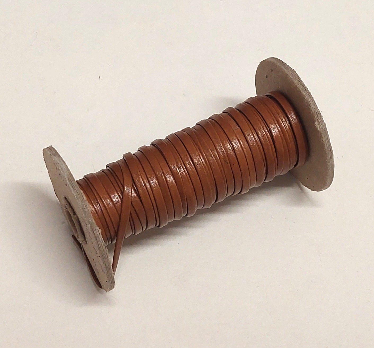 1/8" Double-folded in Genuine Cowhide Leather Lacing in Tan (10 yds) 0125BCB - stripping; cord; sewing; crafts