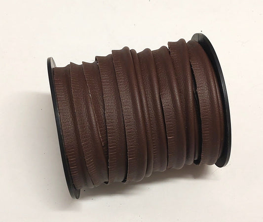 5/8 Wide Vinyl Piping in Brown Athena (5 yds) 3118XVATH