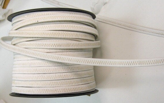 3/8" Cowhide Leather Covered Elastic in  White (1 yd)