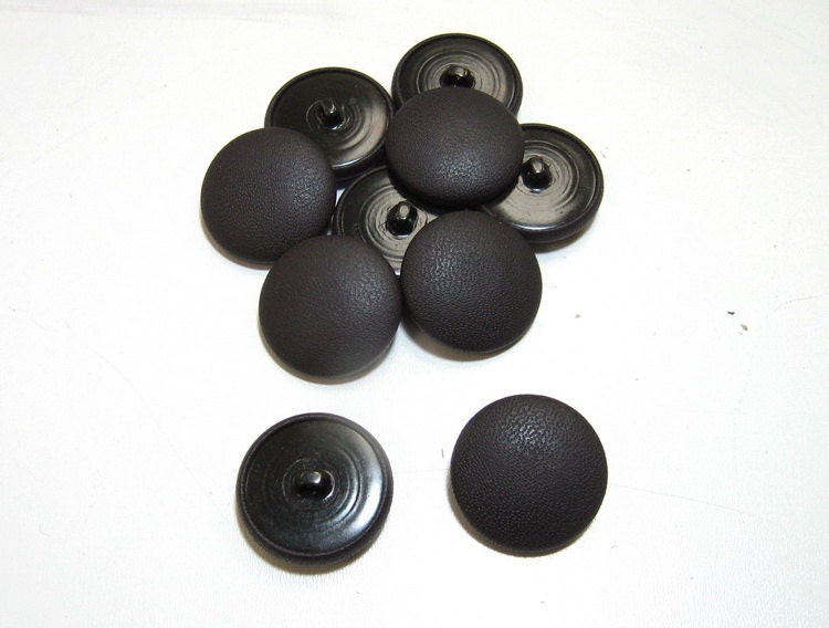 45 Line Cowhide Covered Buttons in Chocolate Brown (10PC.)
